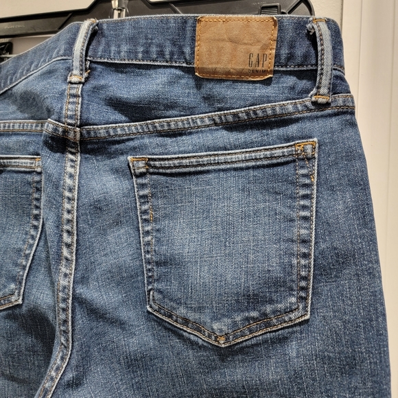 GAP Denim Slim Straight Worn Jeans in Worn Dark 31 x 30 - Picture 6 of 10